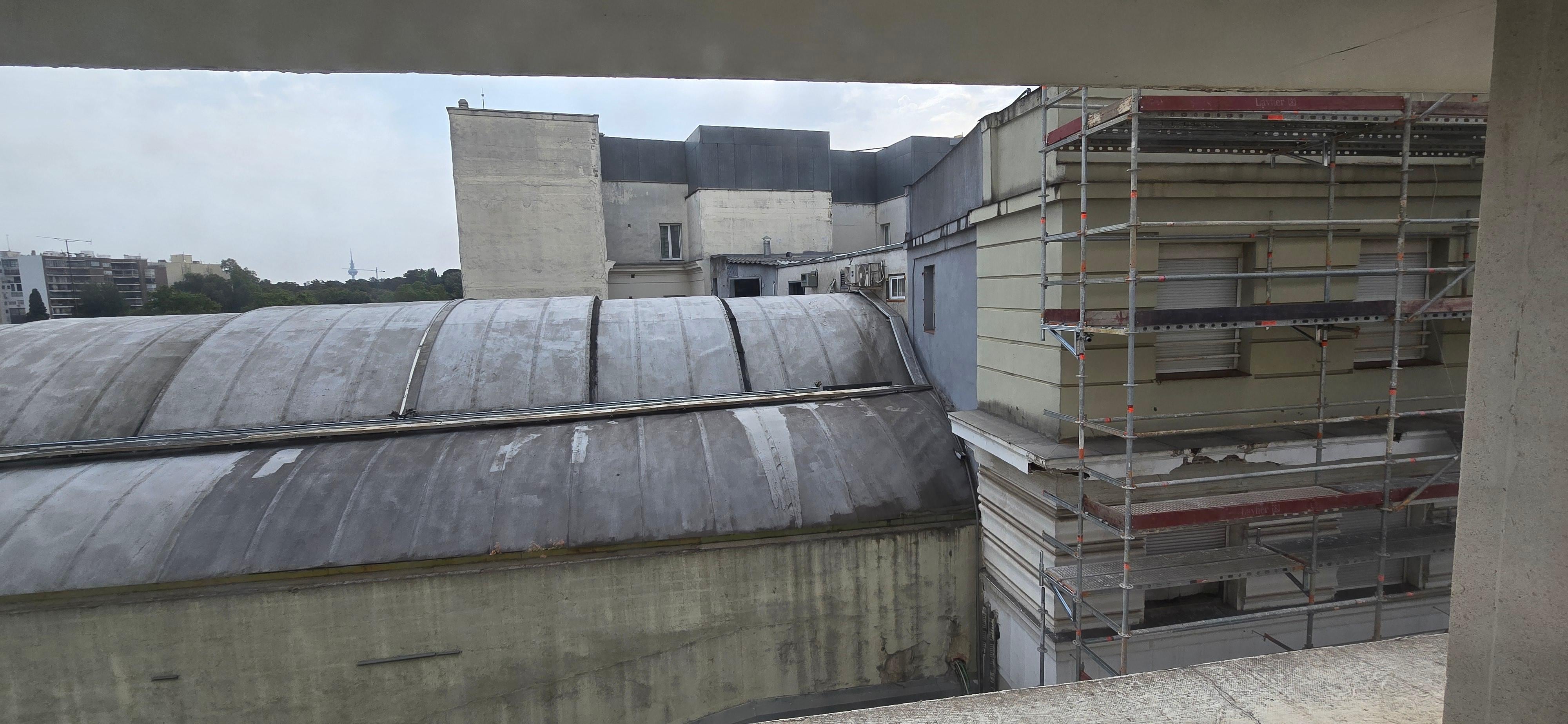 Room without a view! 715