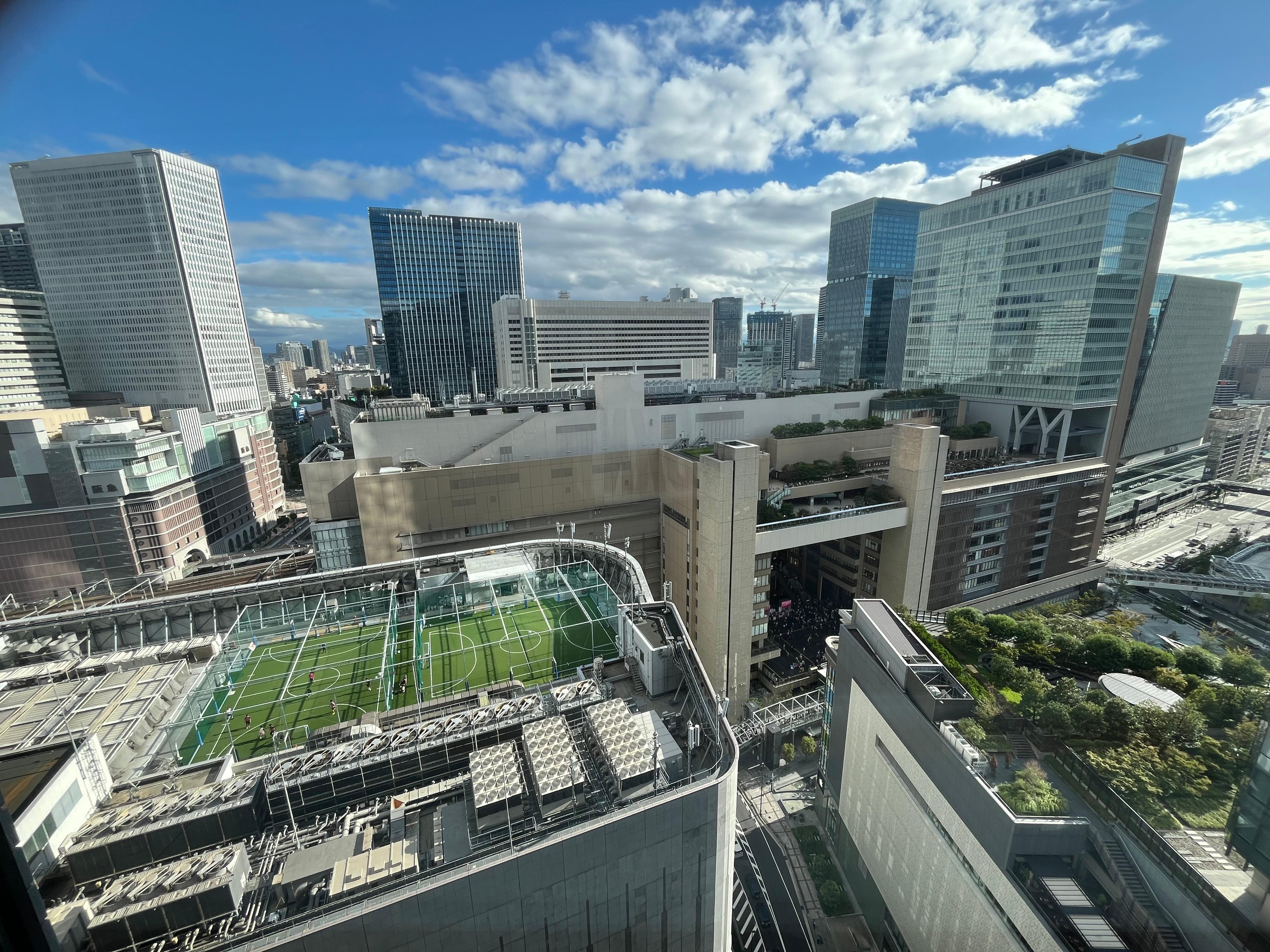 Walking distance to Osaka Station and other departmental stores