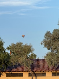 Hot Air Balloons over the club house.