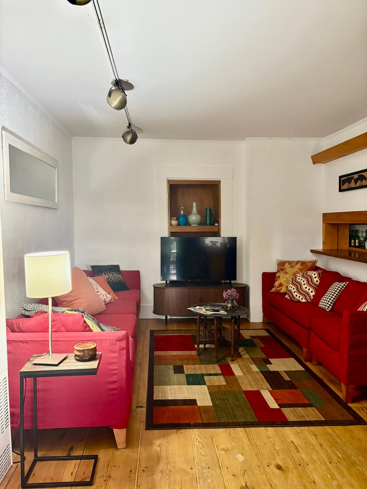 TV/Bar area