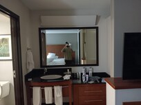 I liked having 2 separate sinks and counters