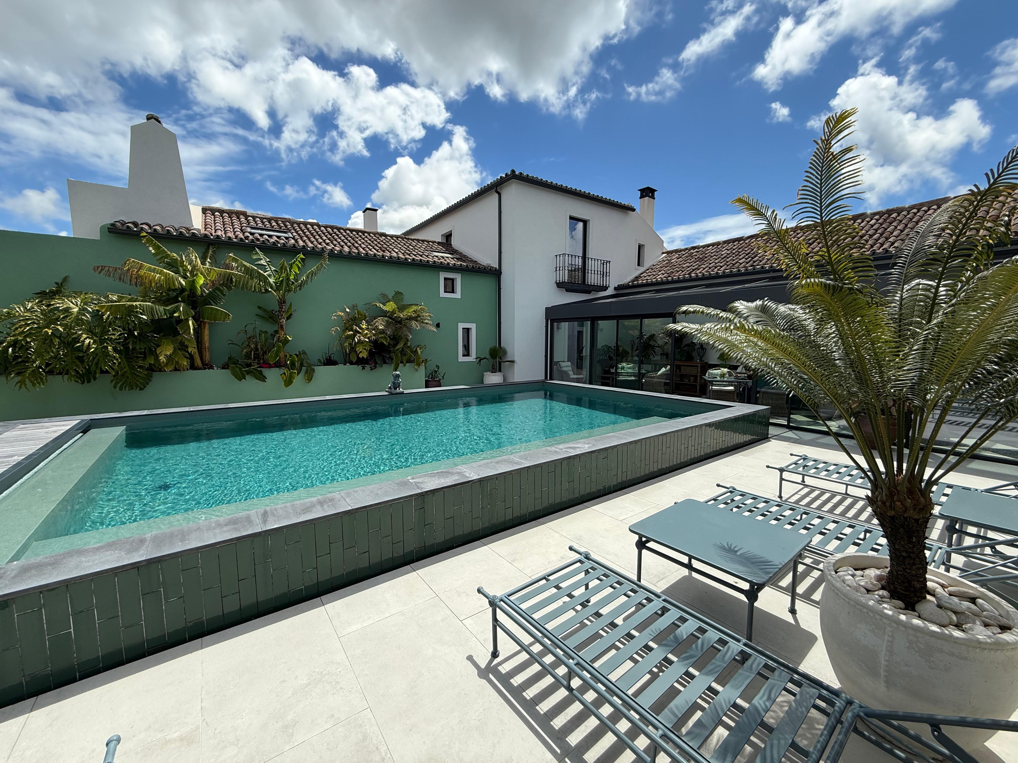 Pool area