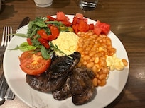 Breakfast at Clayton