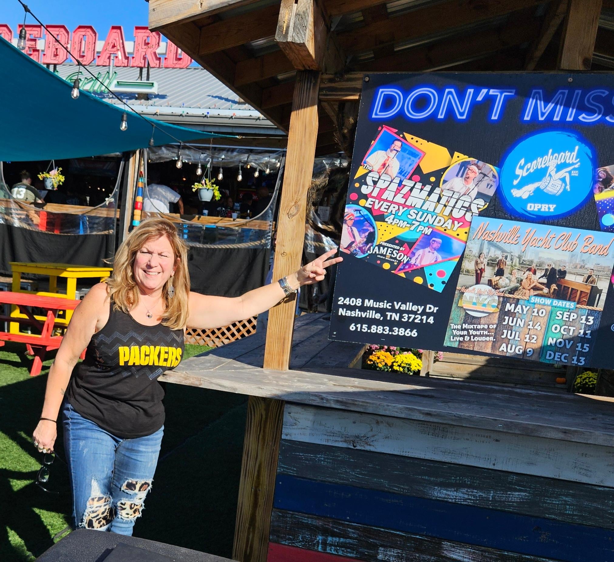 Back to the Scoreboard on Sunday Funday for the Packers game, dancing and listening 🎶 to the incredible "Spazmatics", their very talented house band!!