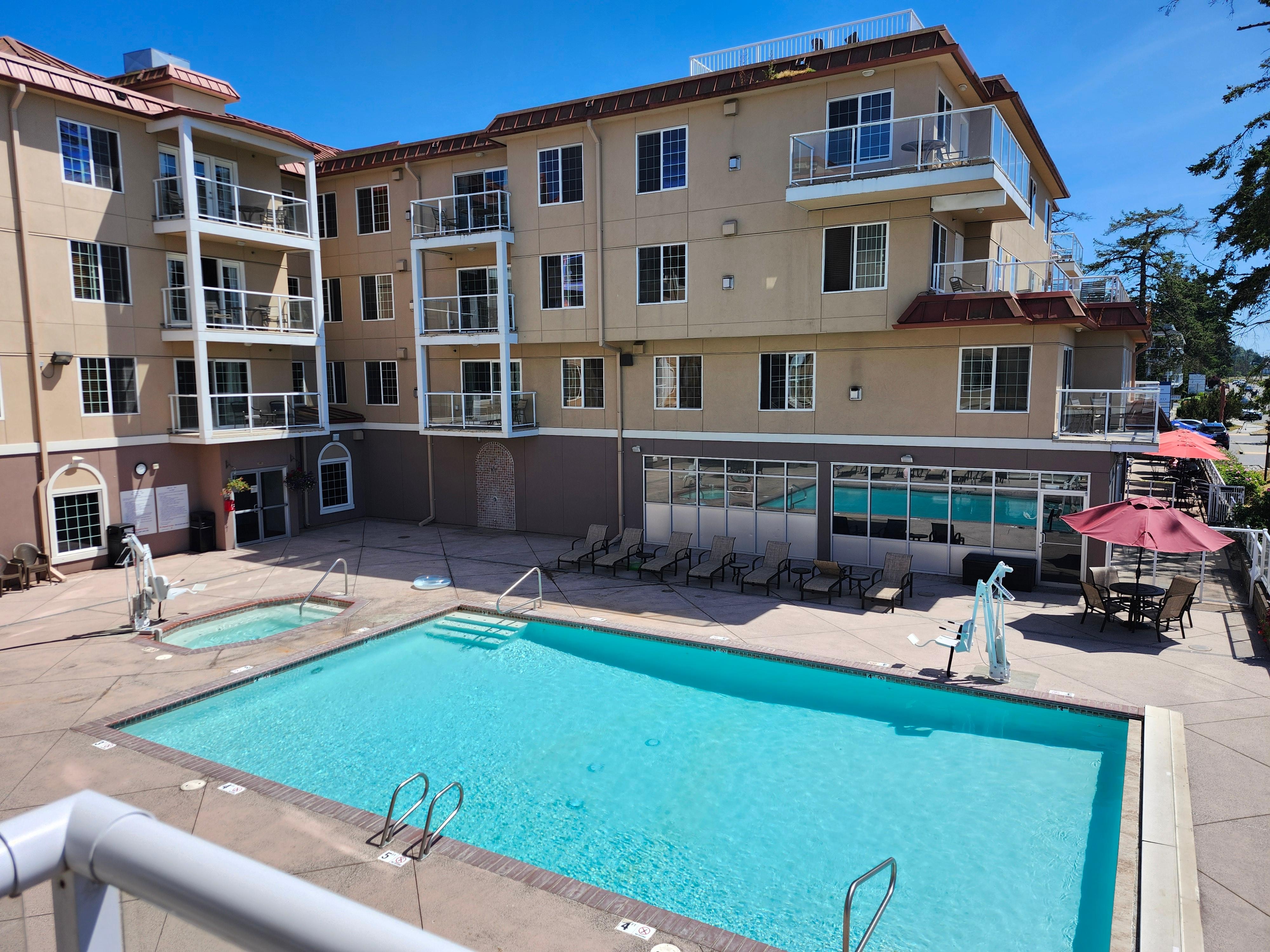 Large pool with handicap chair lifts