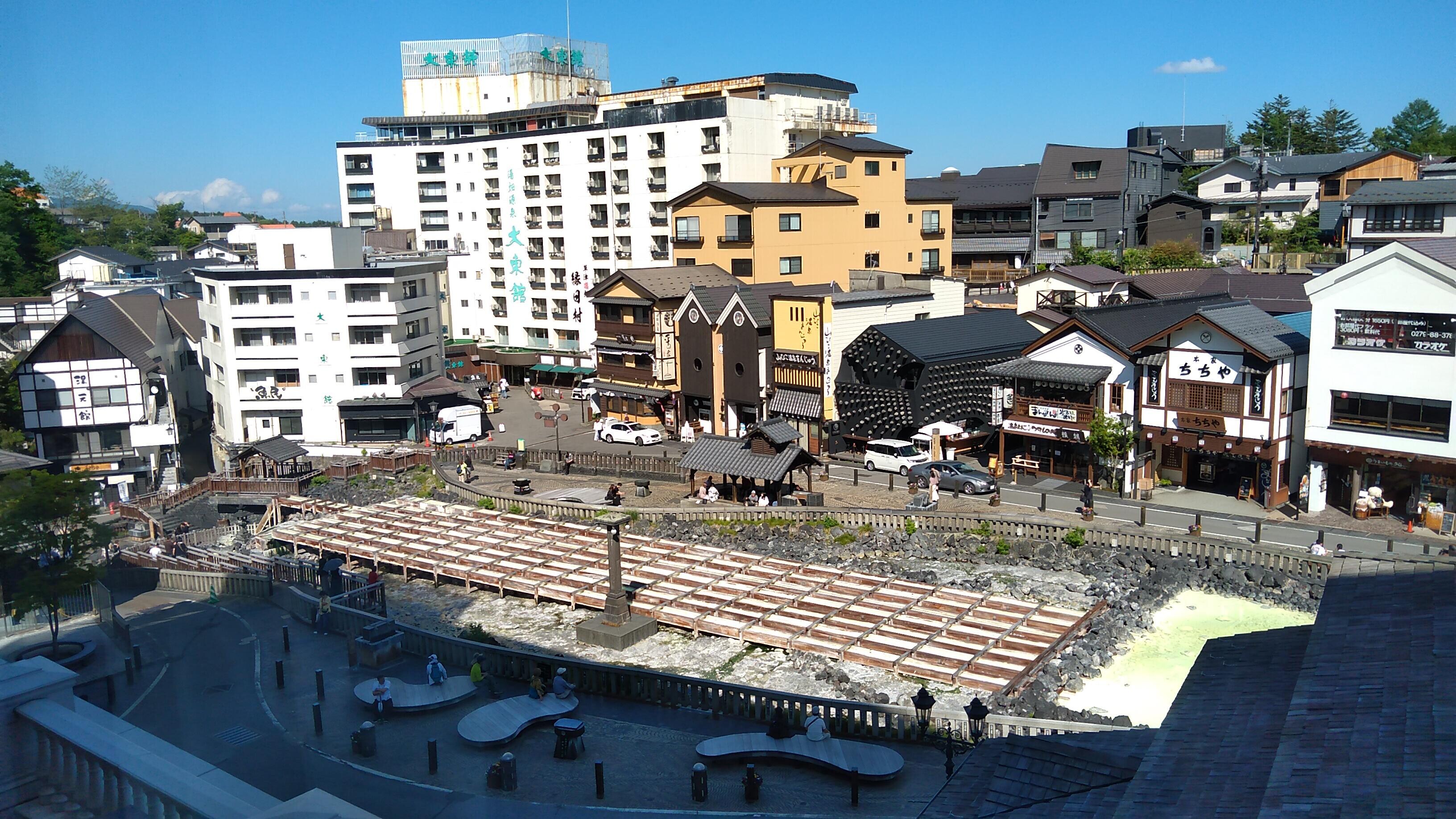 宿泊した部屋の窓からこんな光景が見られます。
