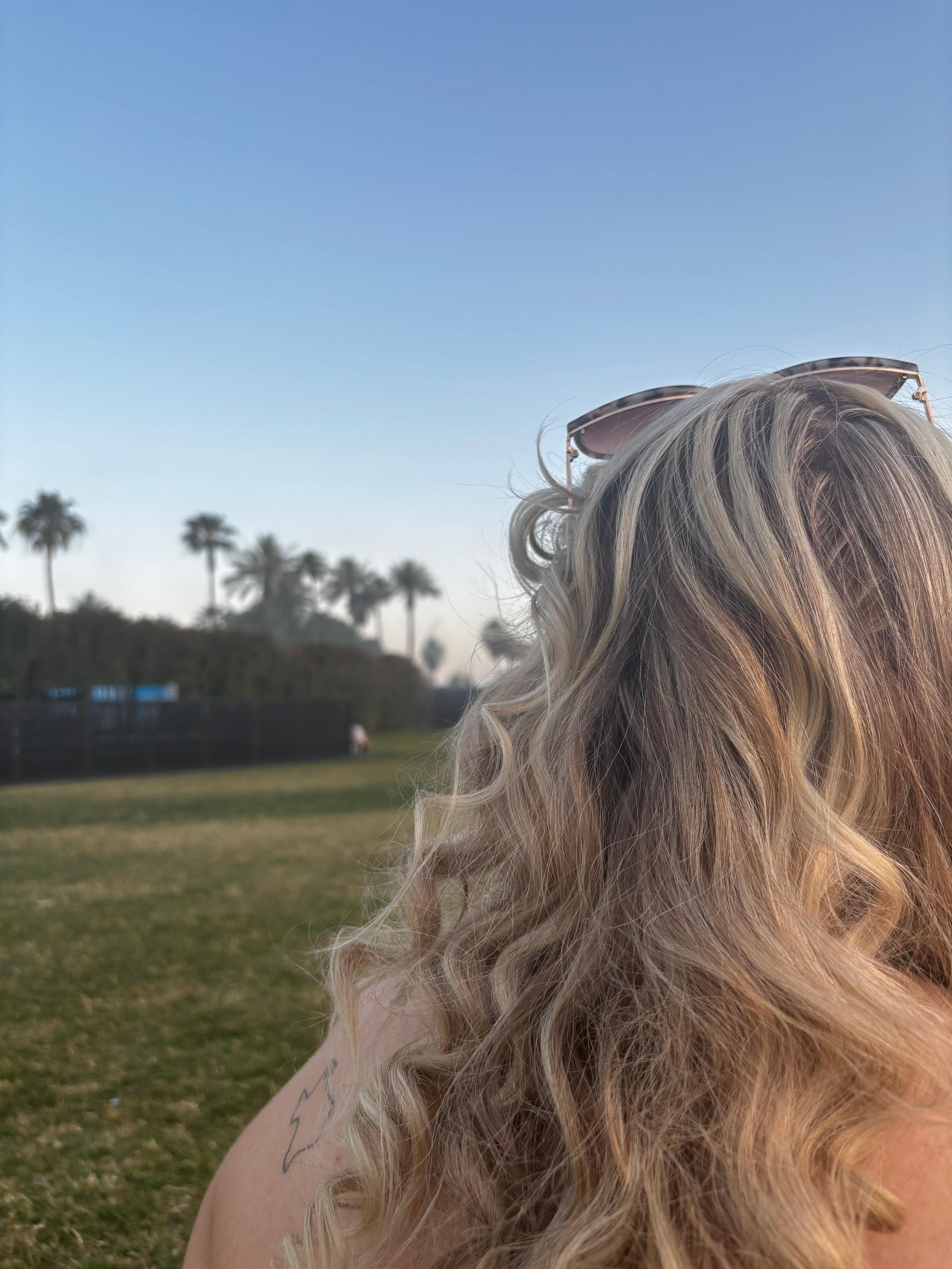 Did I mention the best veiwa !!! And poolside lounge 