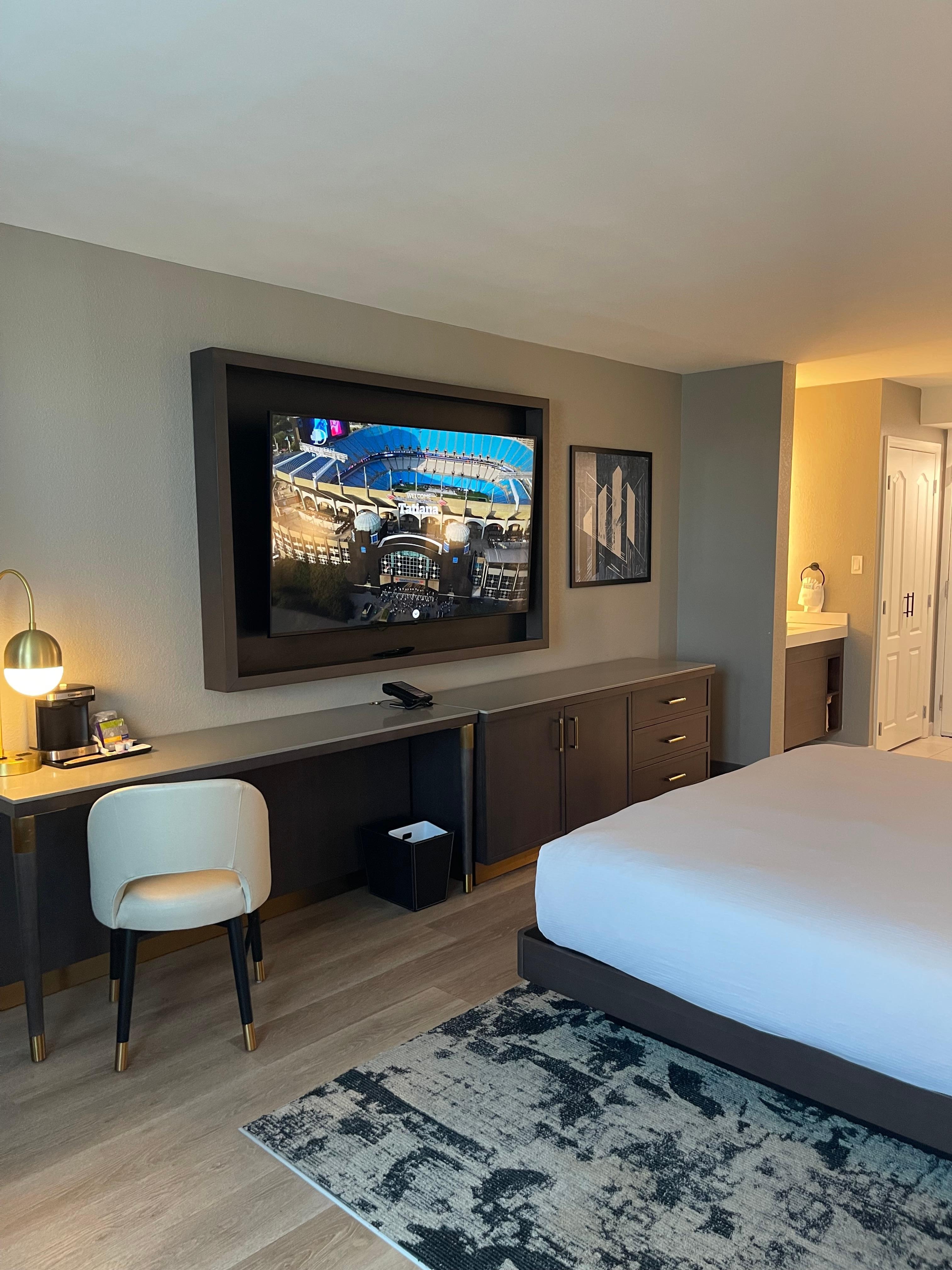 King room layout from window 