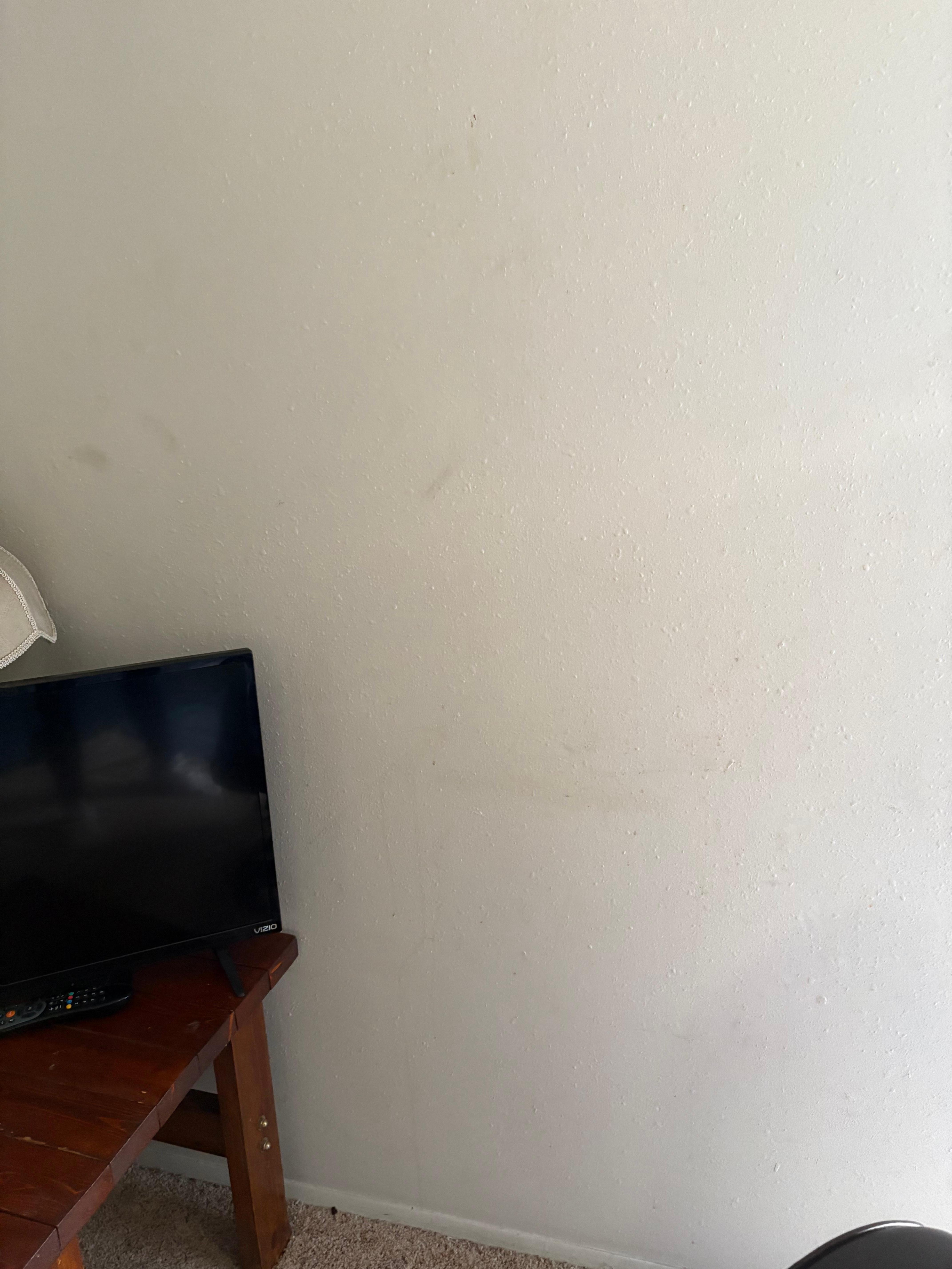 Dirt all over the walls 