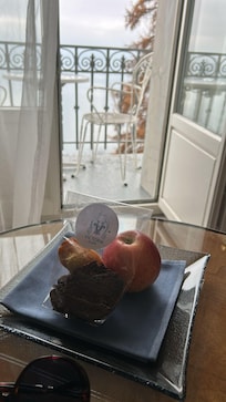 Lovely view despite the fact I was in a single smaller room for one.