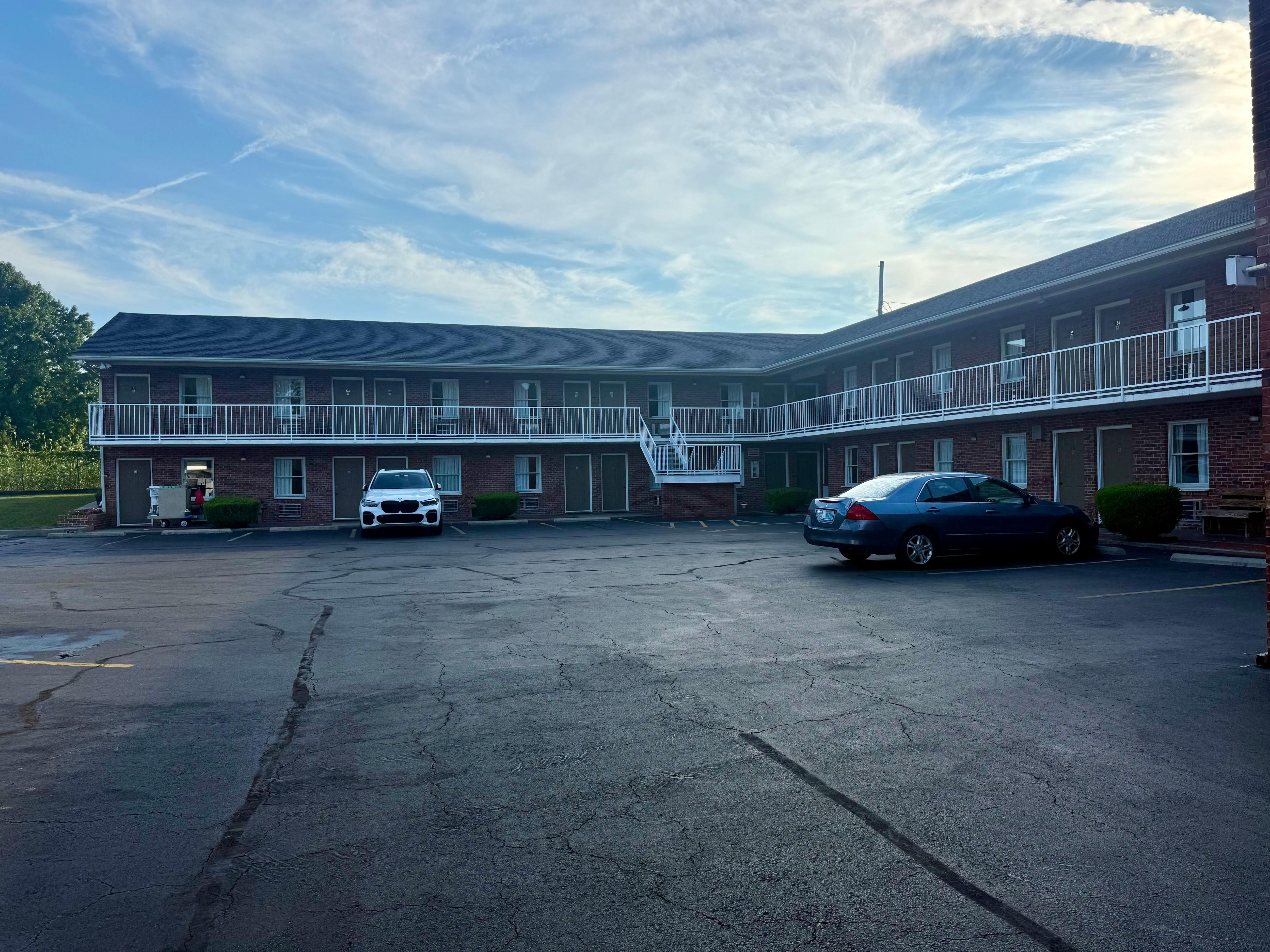 It’s not an “Inn”, it’s just a motel.