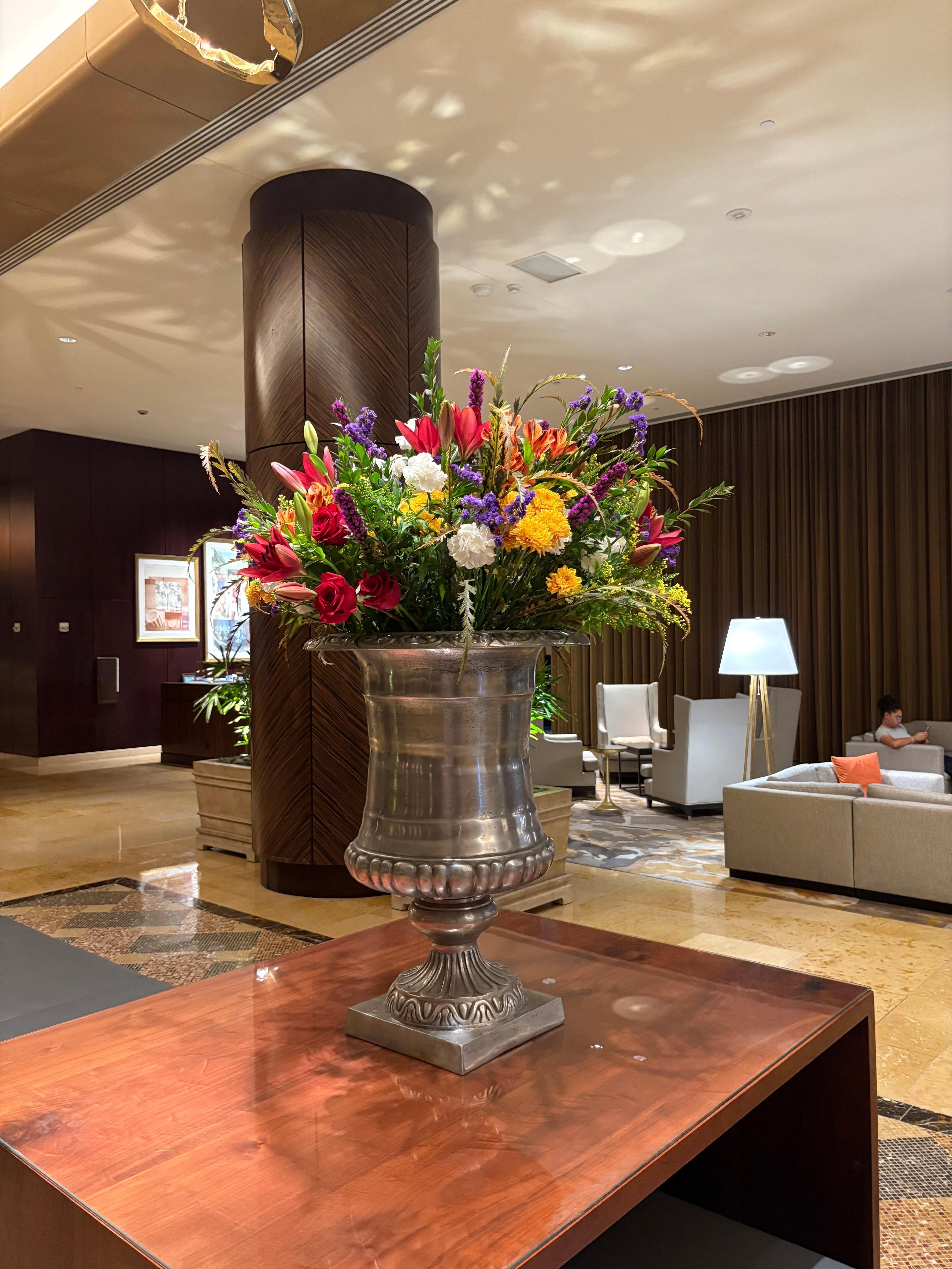 Flower vase in the lobby
