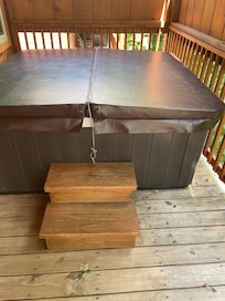 Hot tub was clean and nice. It was just too hot outside to enjoy.