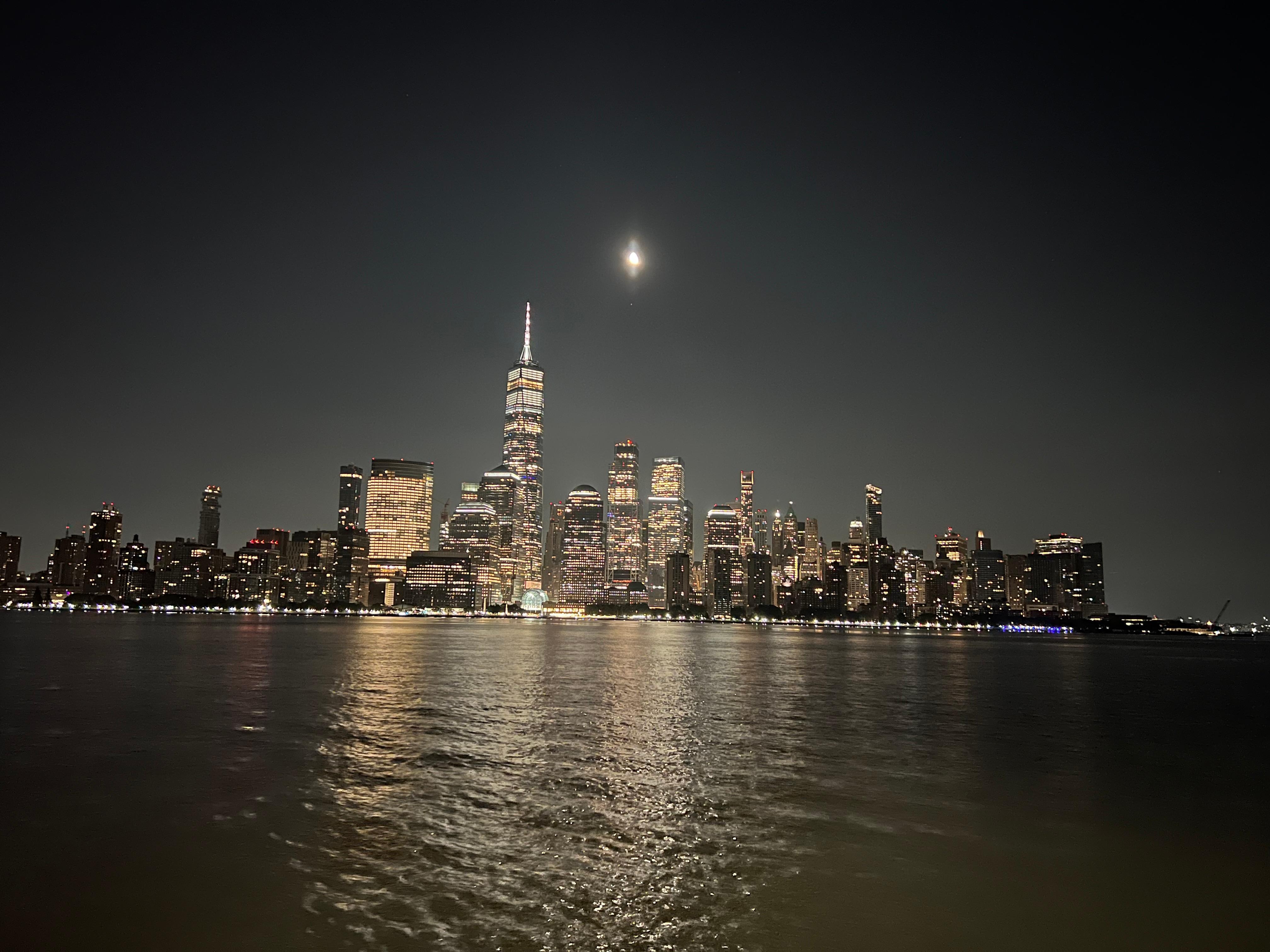 Night view of NYC. 