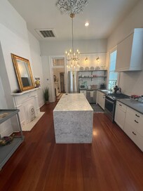 This kitchen is loaded!!