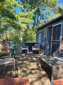 Front deck ~ wonderful!