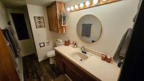 Clean bathroom!
