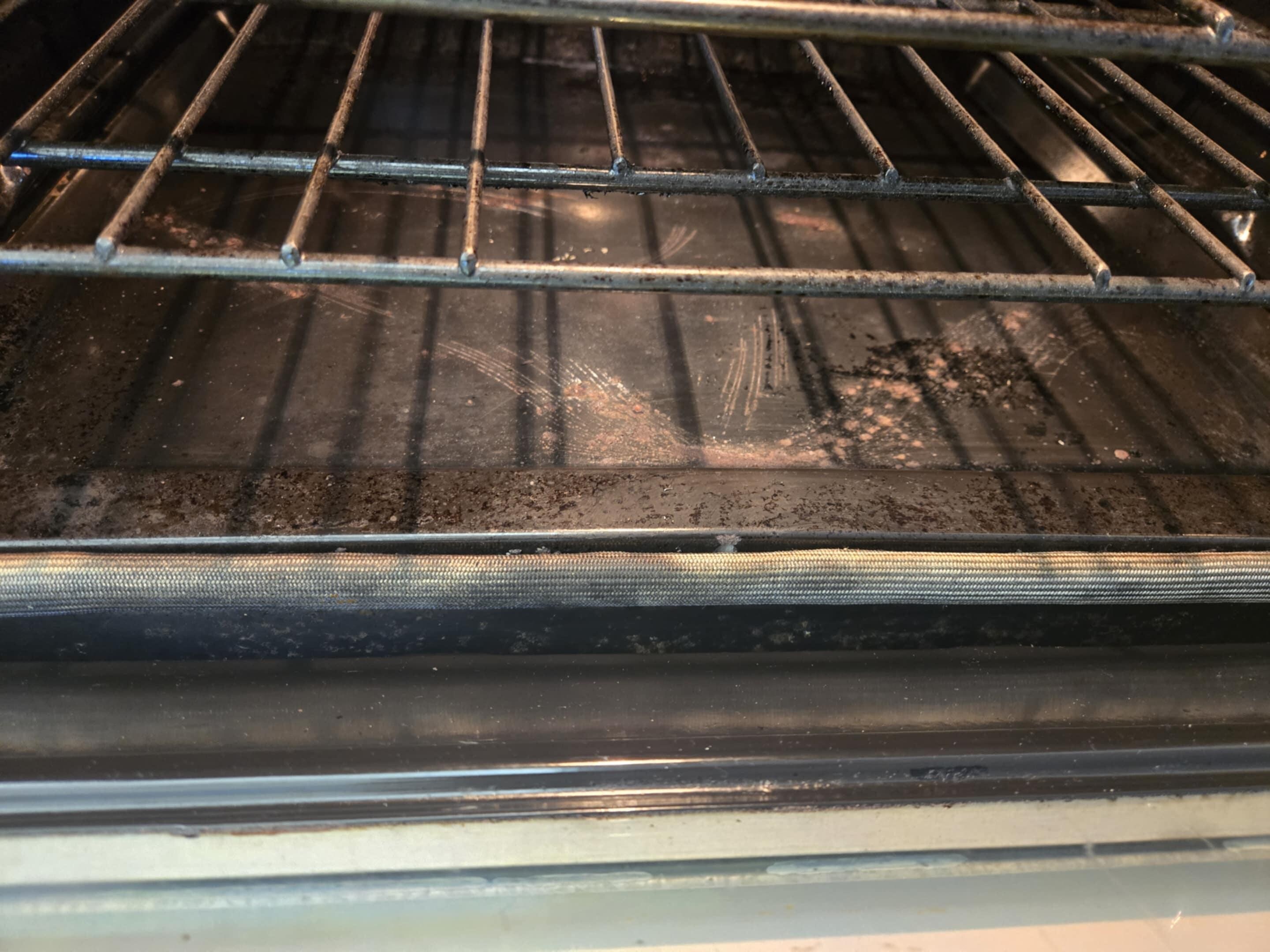 Kitchen oven 