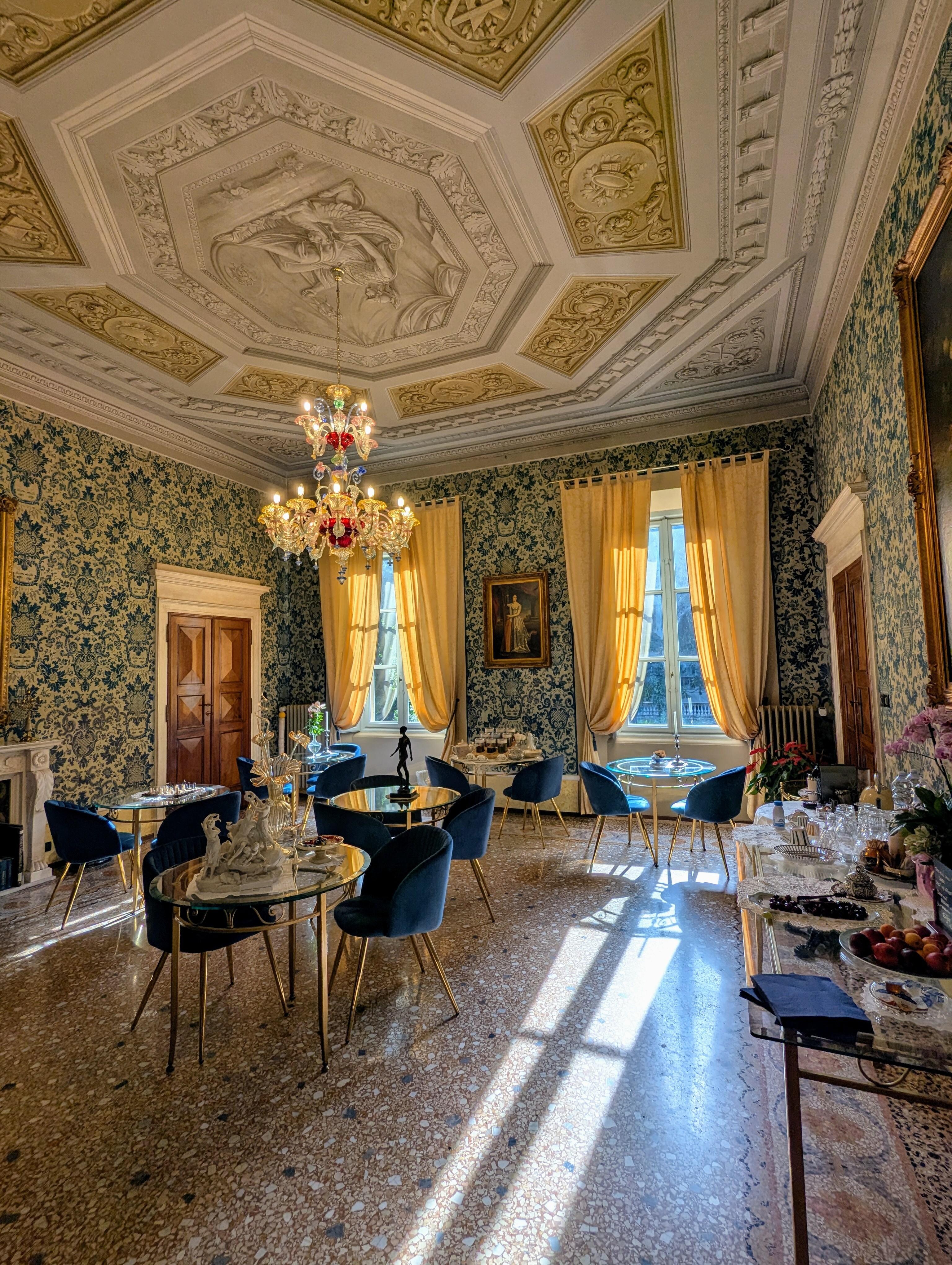 Breakfast room
