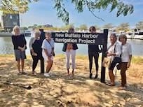 New Buffalo is close by for shopping and dining!