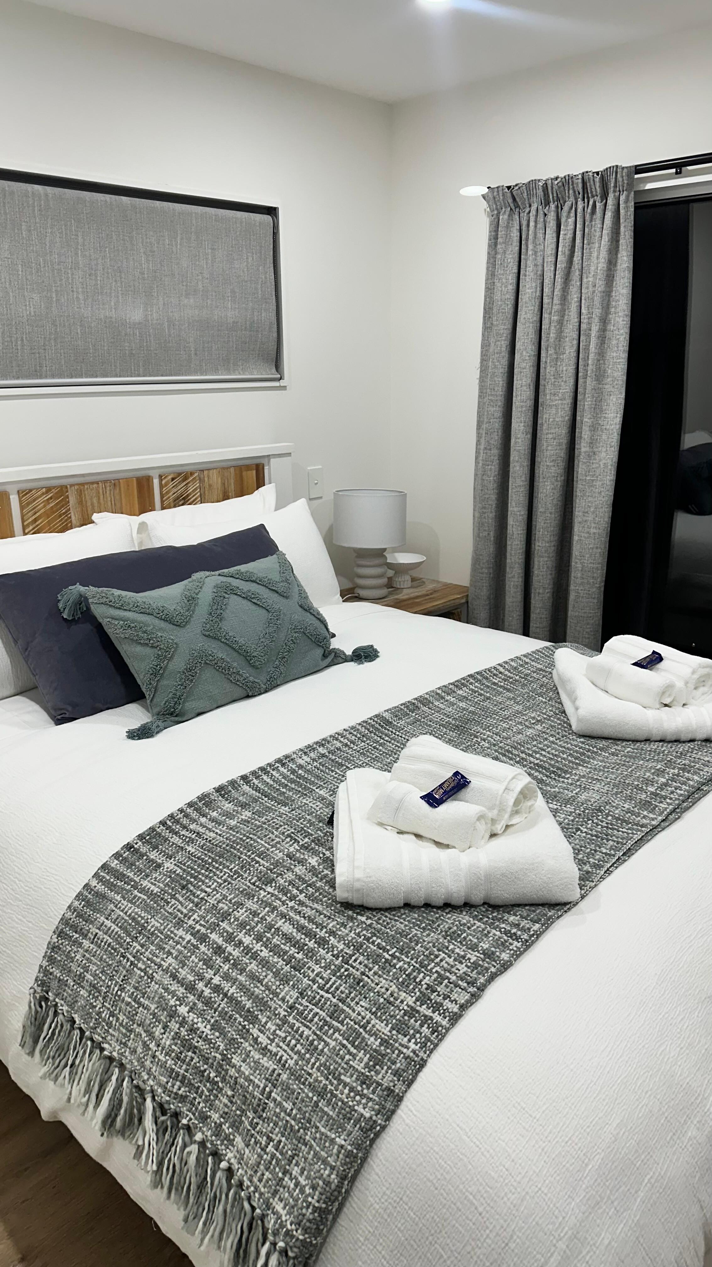 Good and expensive quality bedding and beds