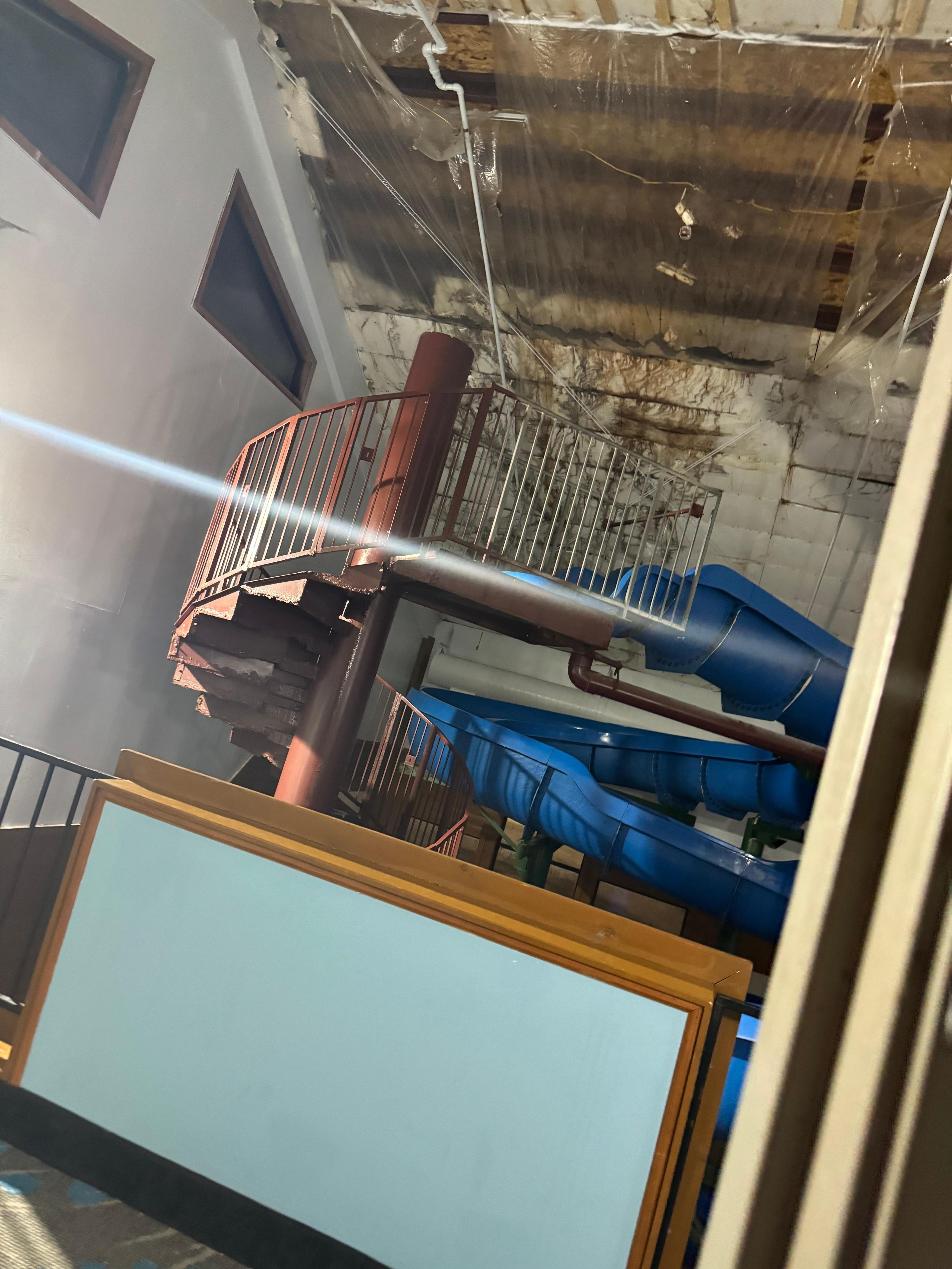 Molding ceiling in pool area.