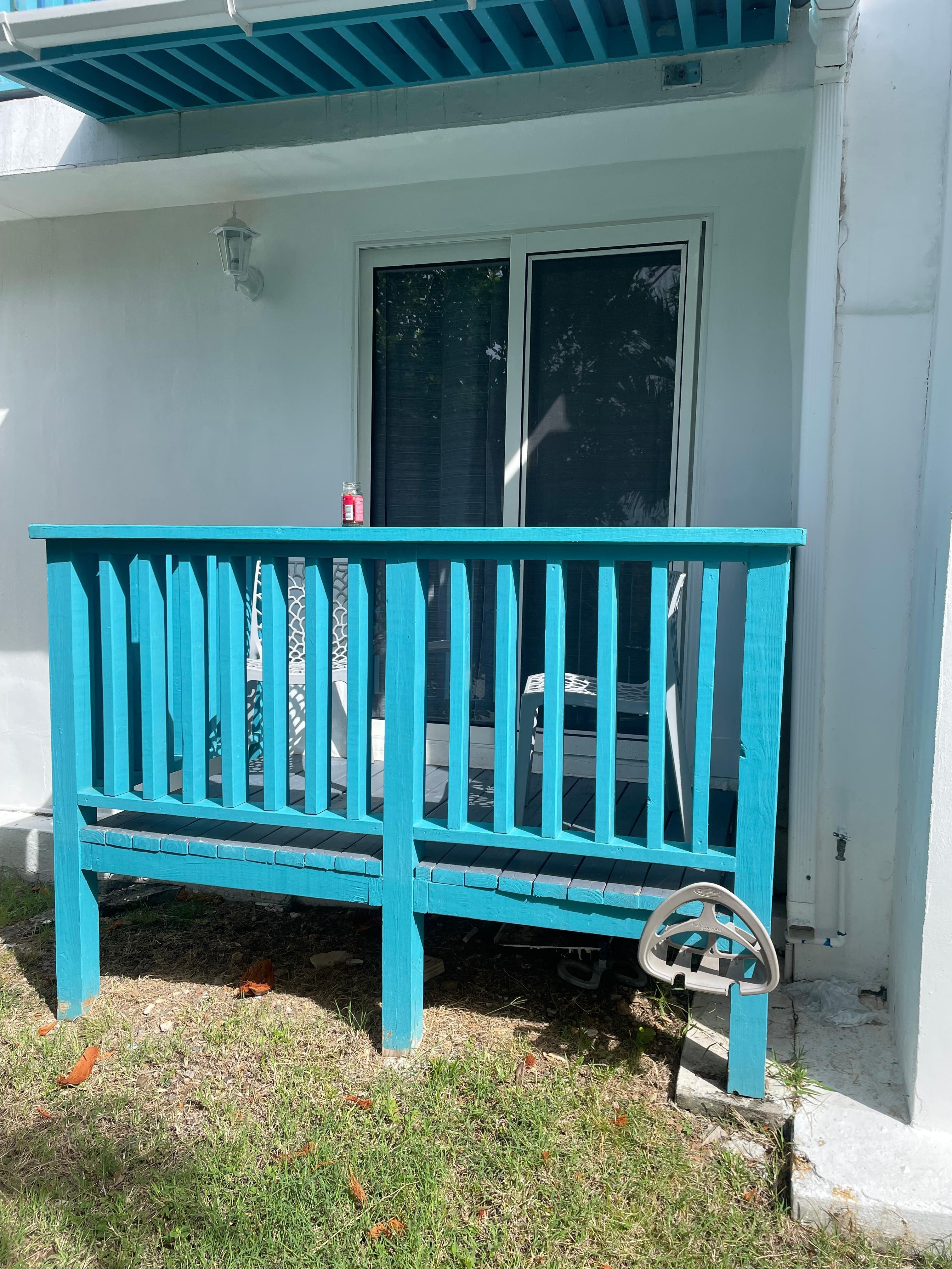 Extremely small deck