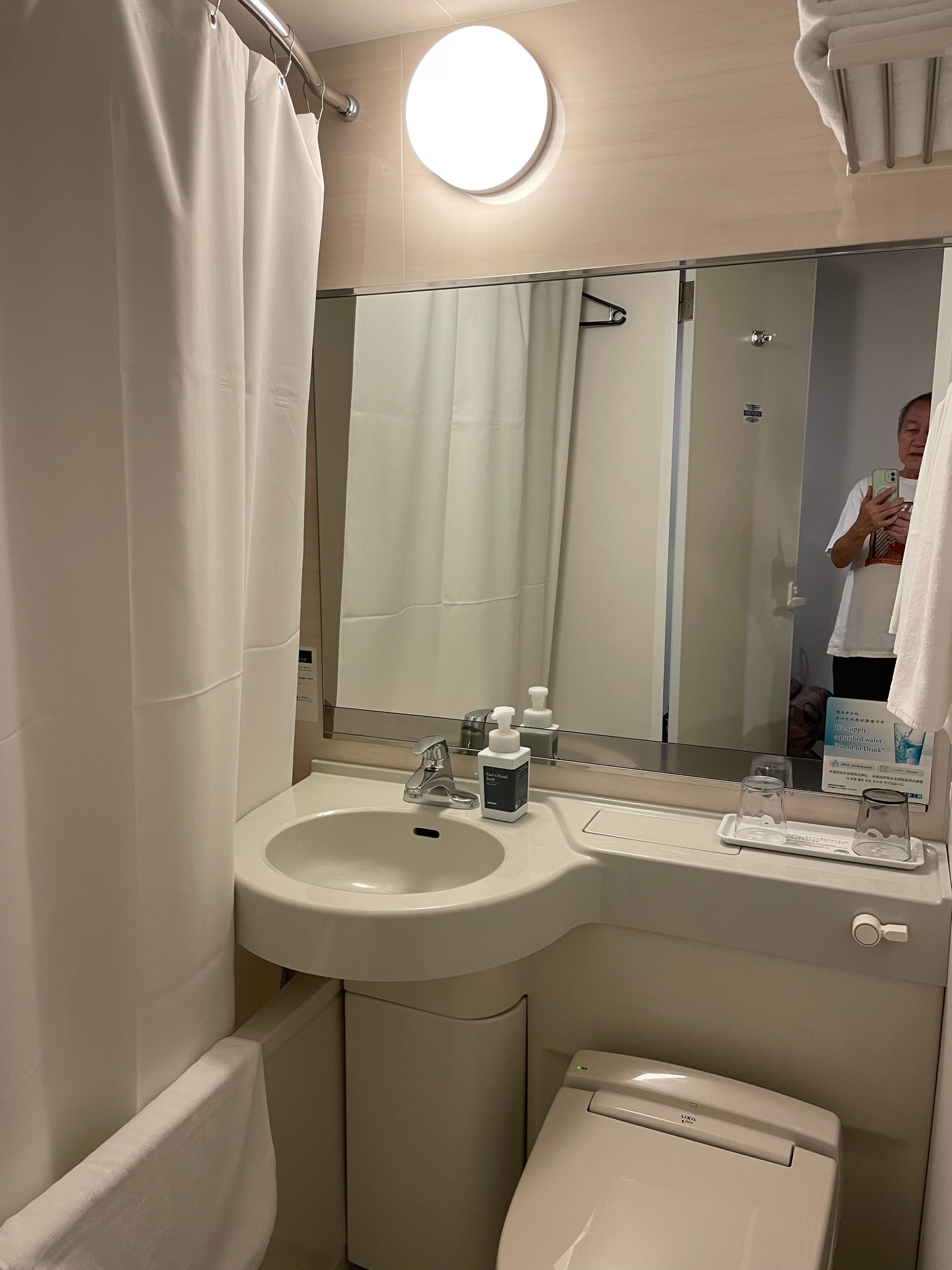 Very narrow bathroom and risk of knocking body against the fixture. 