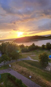 Sonnenuntergang Binnensee Blick aus der Ferienwohnung 5. Stock