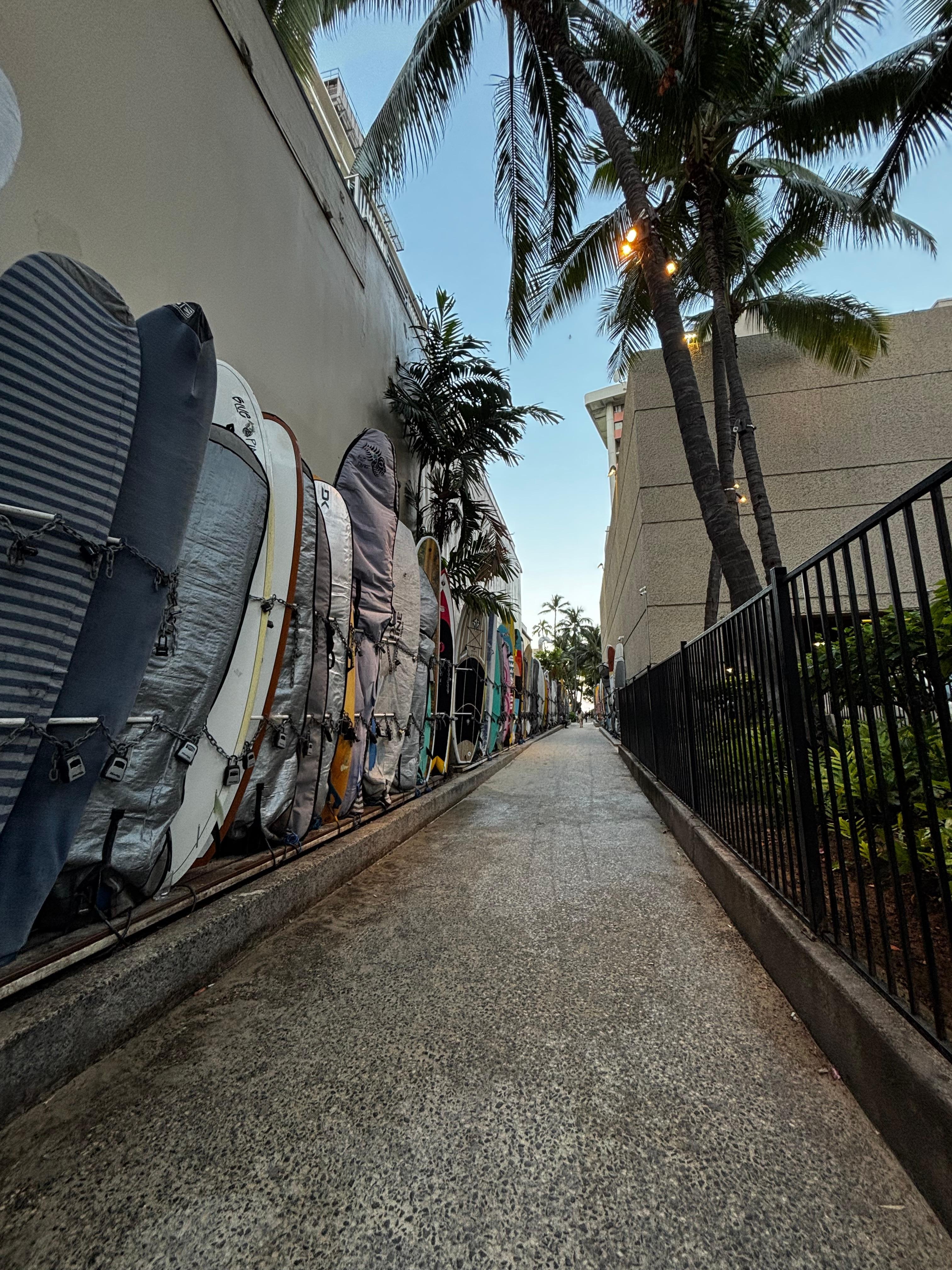 Alley way to the beach