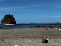 N end of Brasilito beach