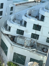 Abandoned hotel Nextdoor
