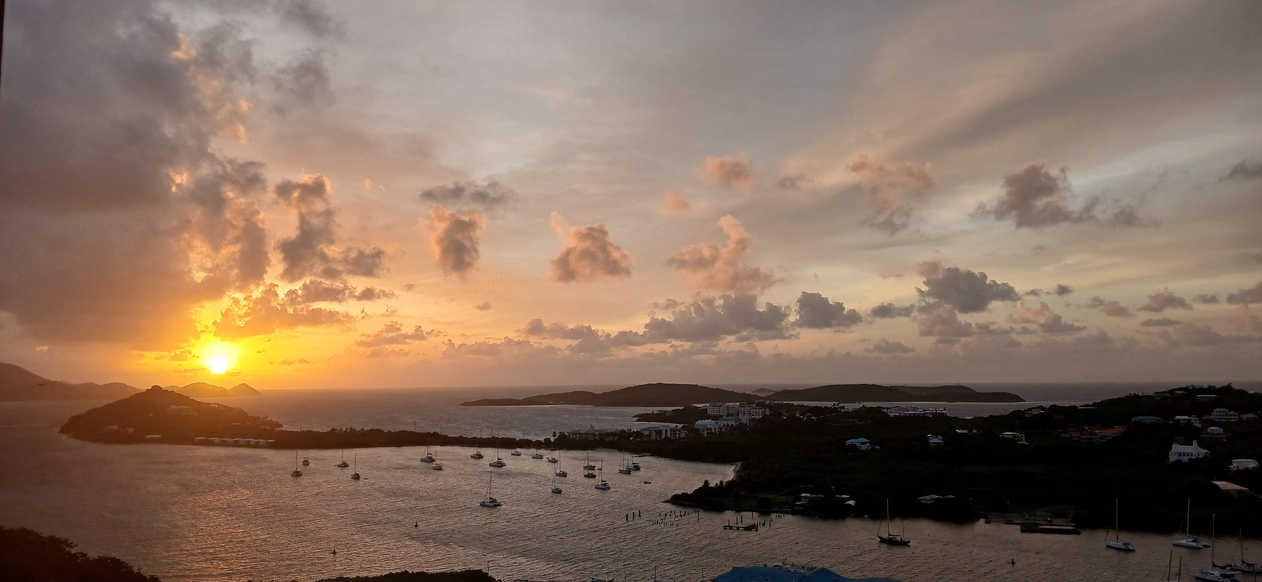 The sunrise's on the deck are perfect 😊