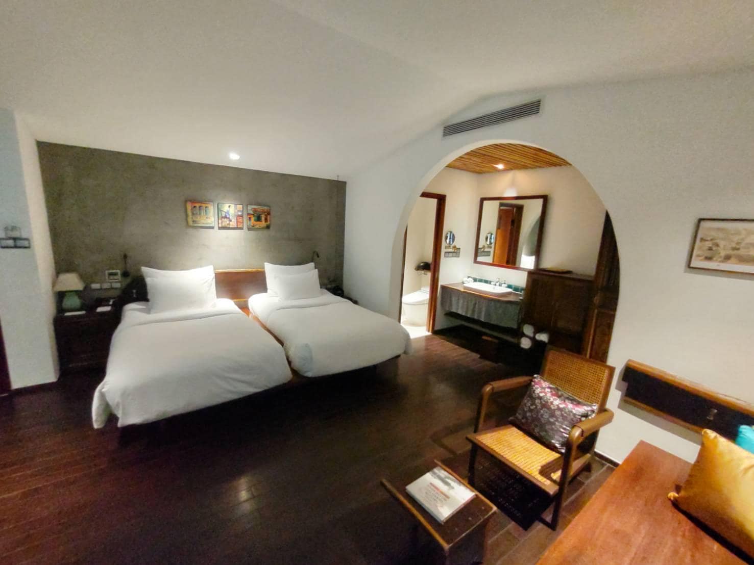 ツインベッドルーム