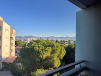 ベランダからの遠景