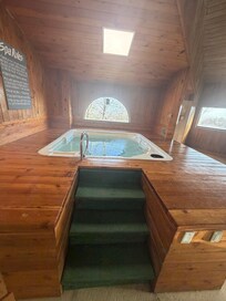 Hot tub
