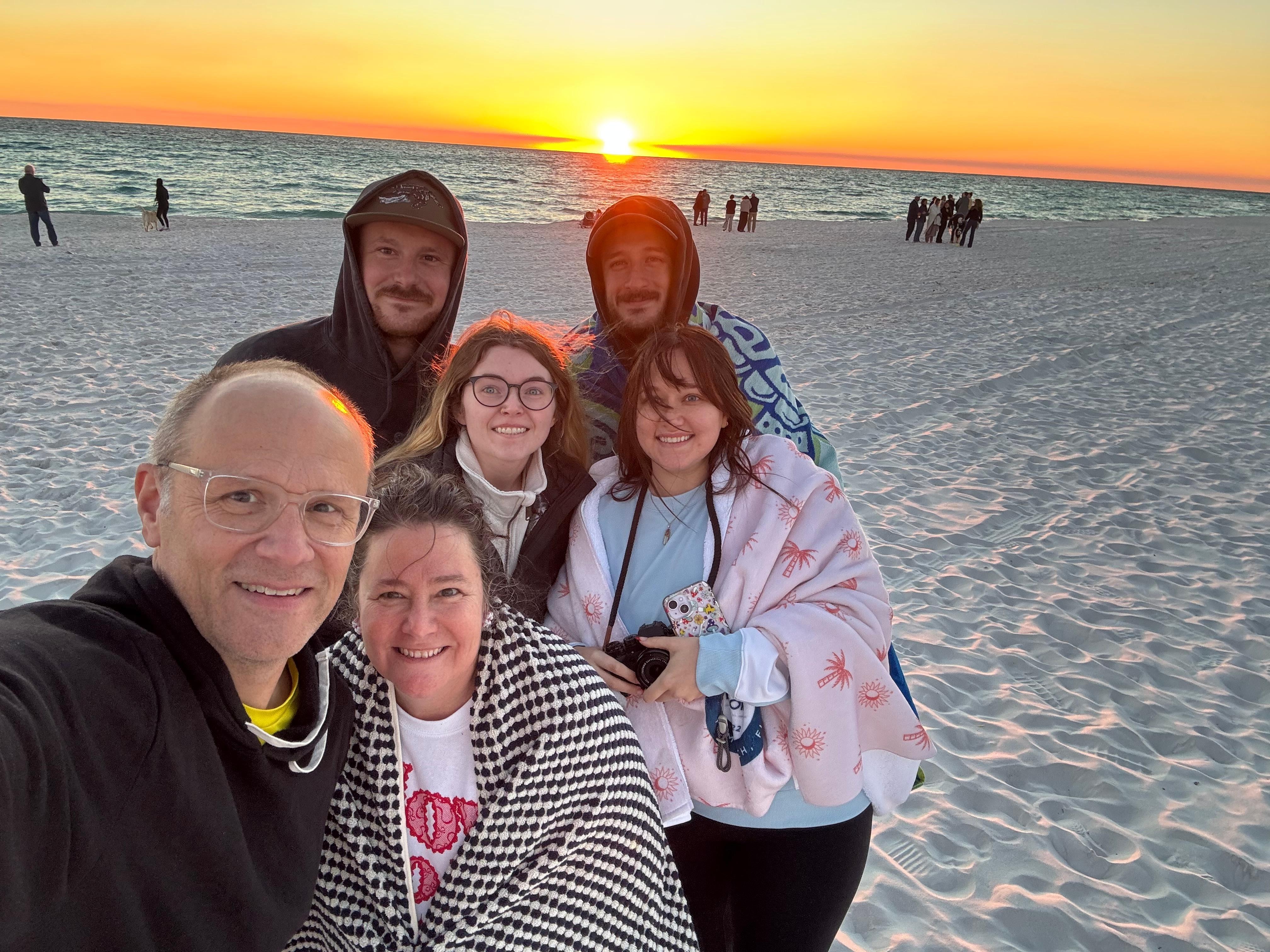 A chilly start to the week but that didn’t keep us away from the beach!!