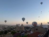 Globos al amanecer