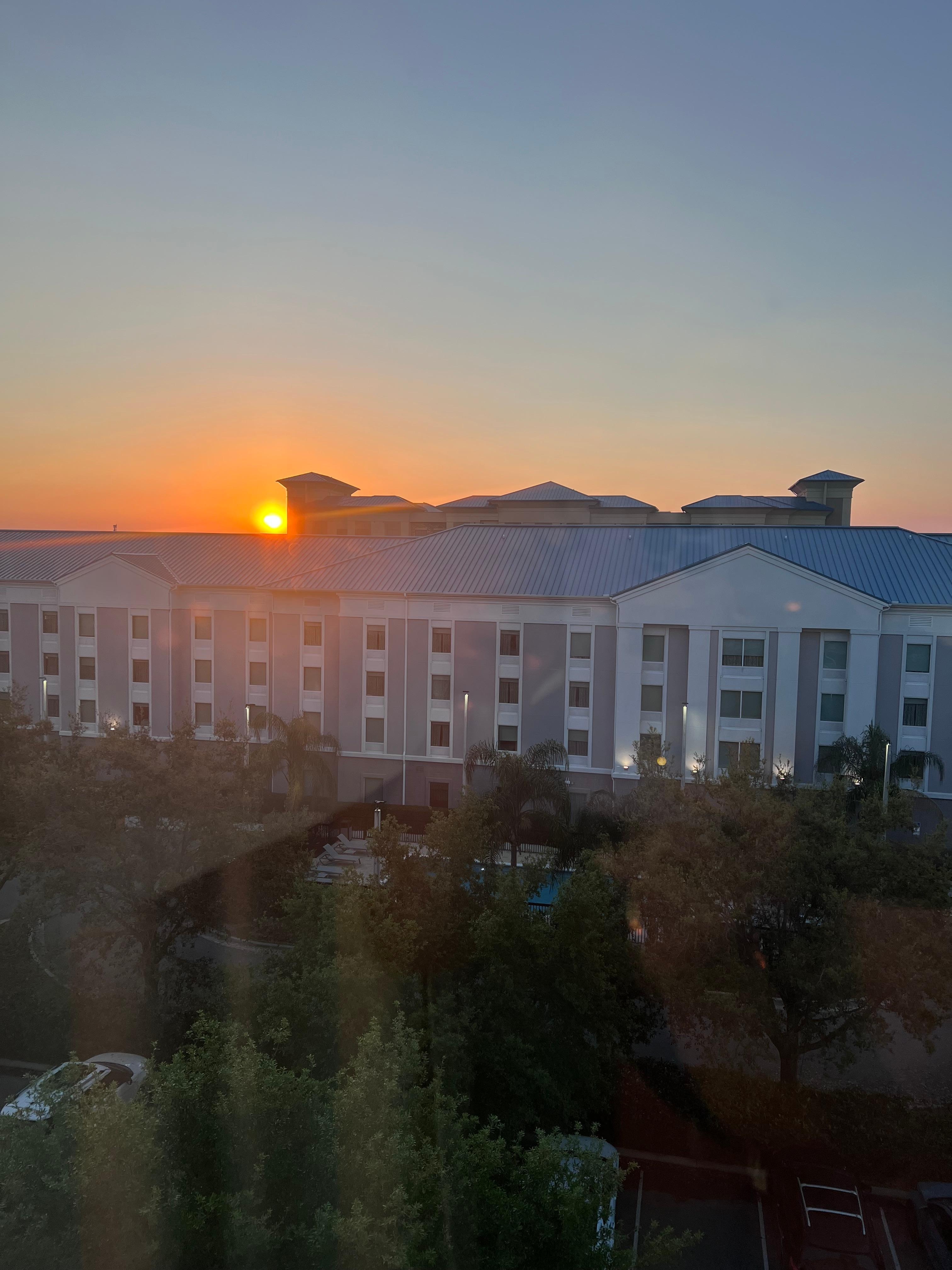 Amanecer desde mi habitación 