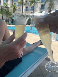 Complimentary champagne each day