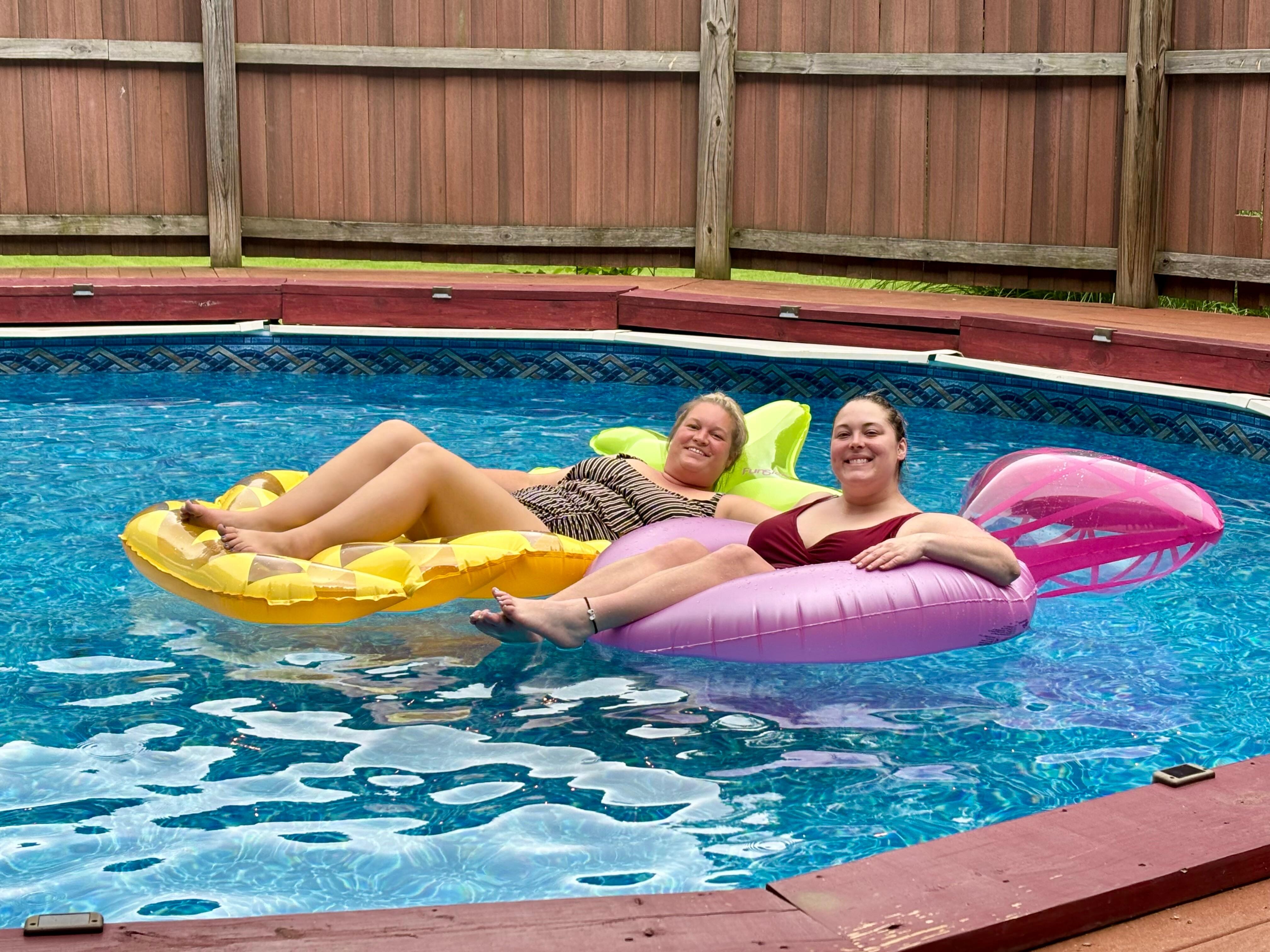 4 foot pool (ladder entry)