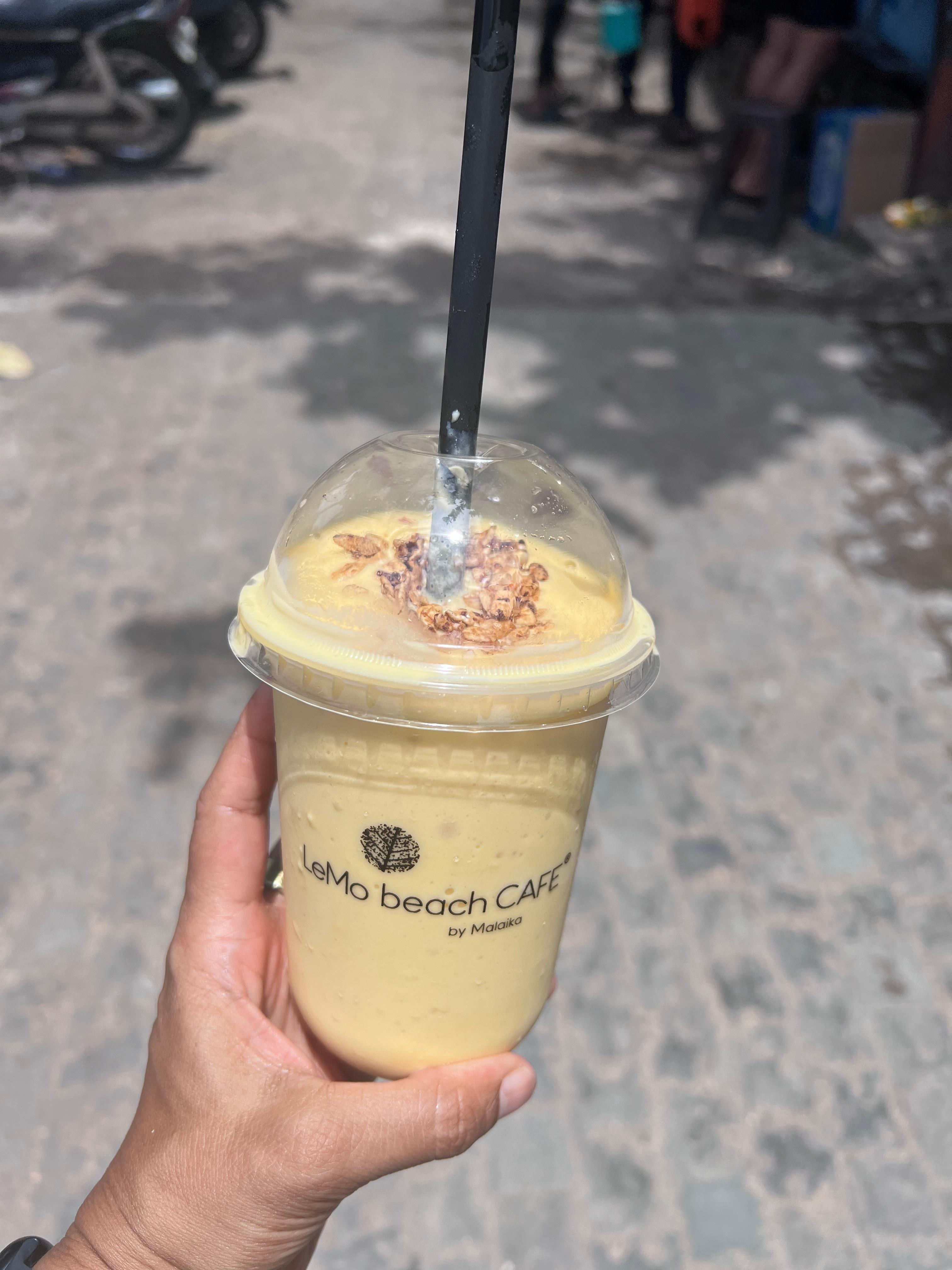 A block away from great smoothies and restaurants 