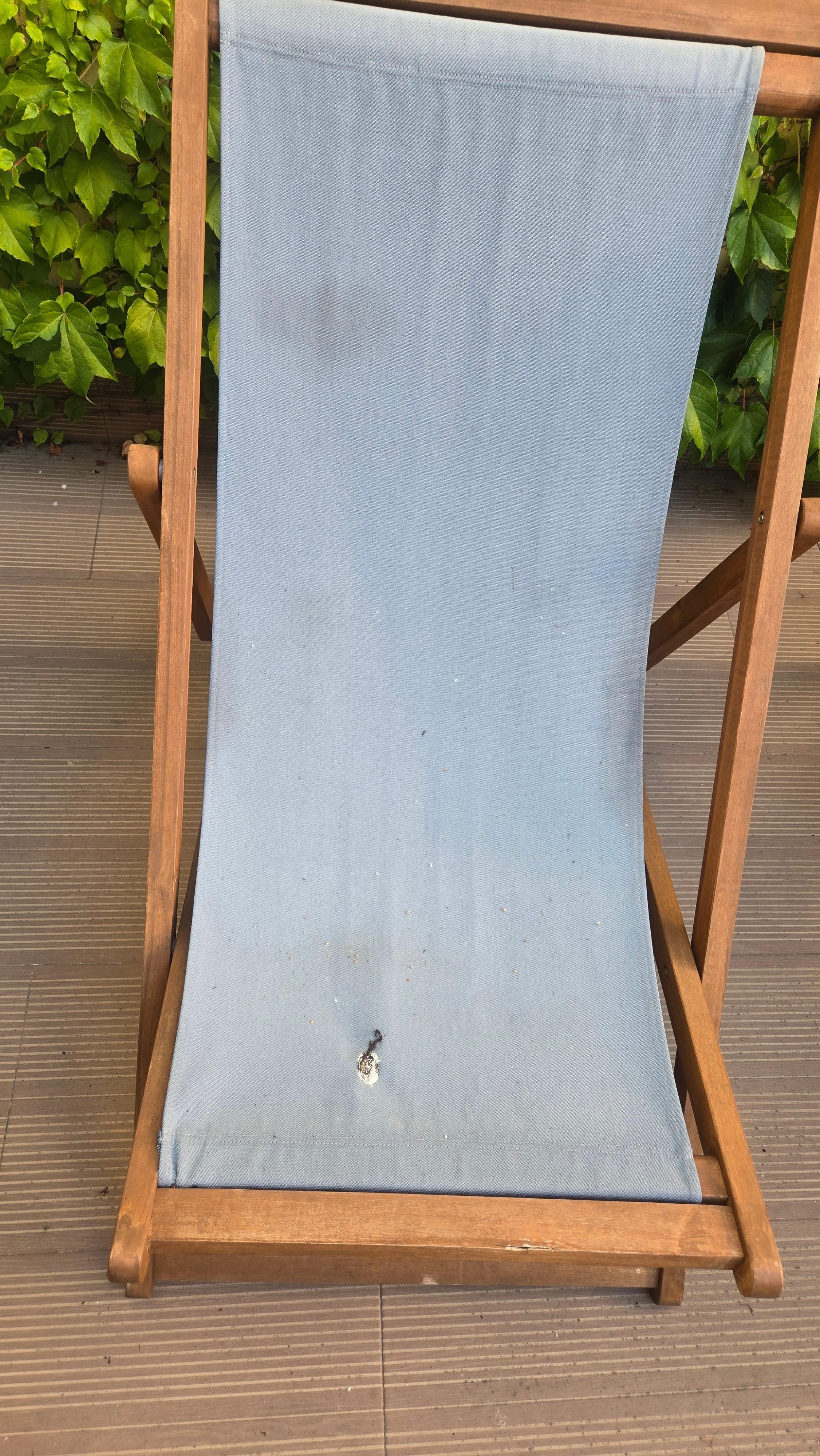 Bird poop on outdoor furniture 