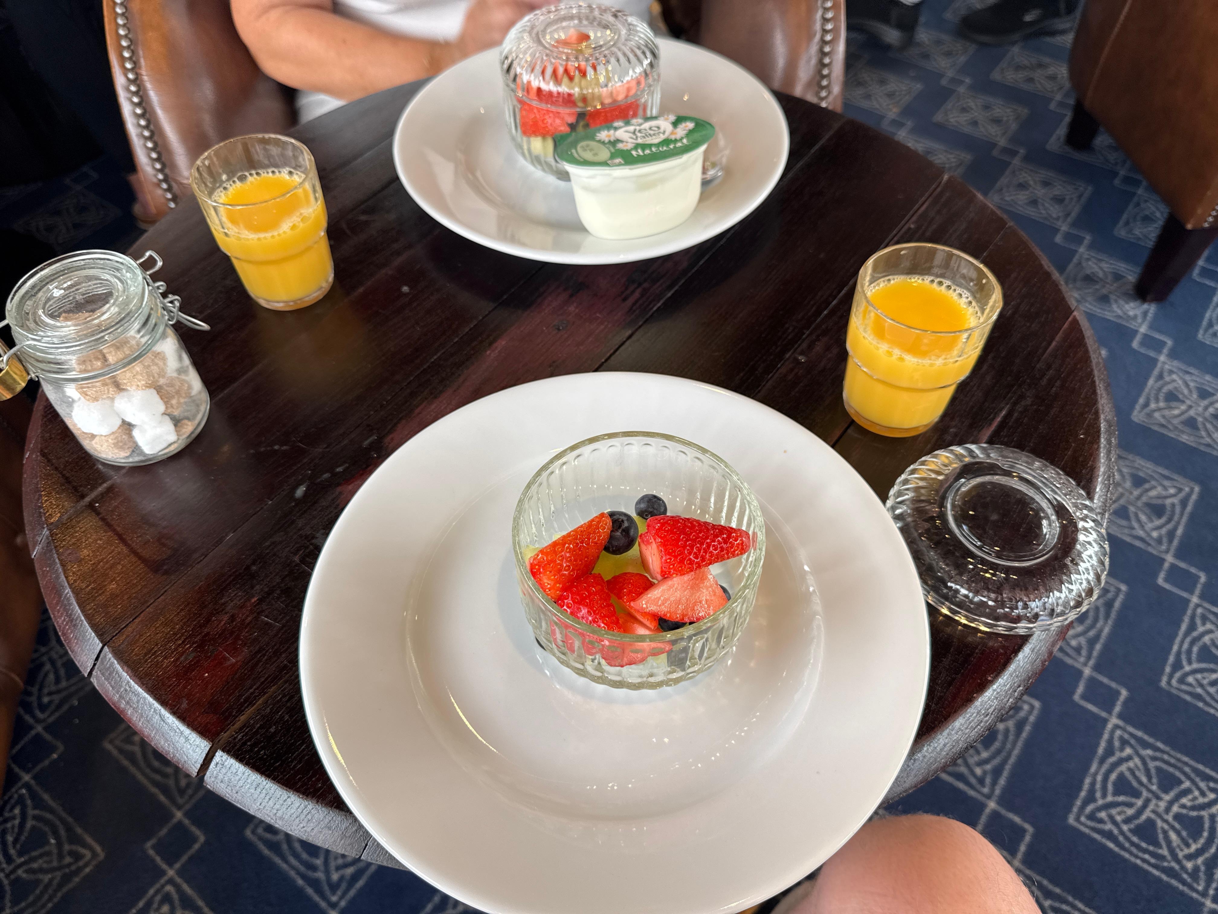 Breakfast fruit 
