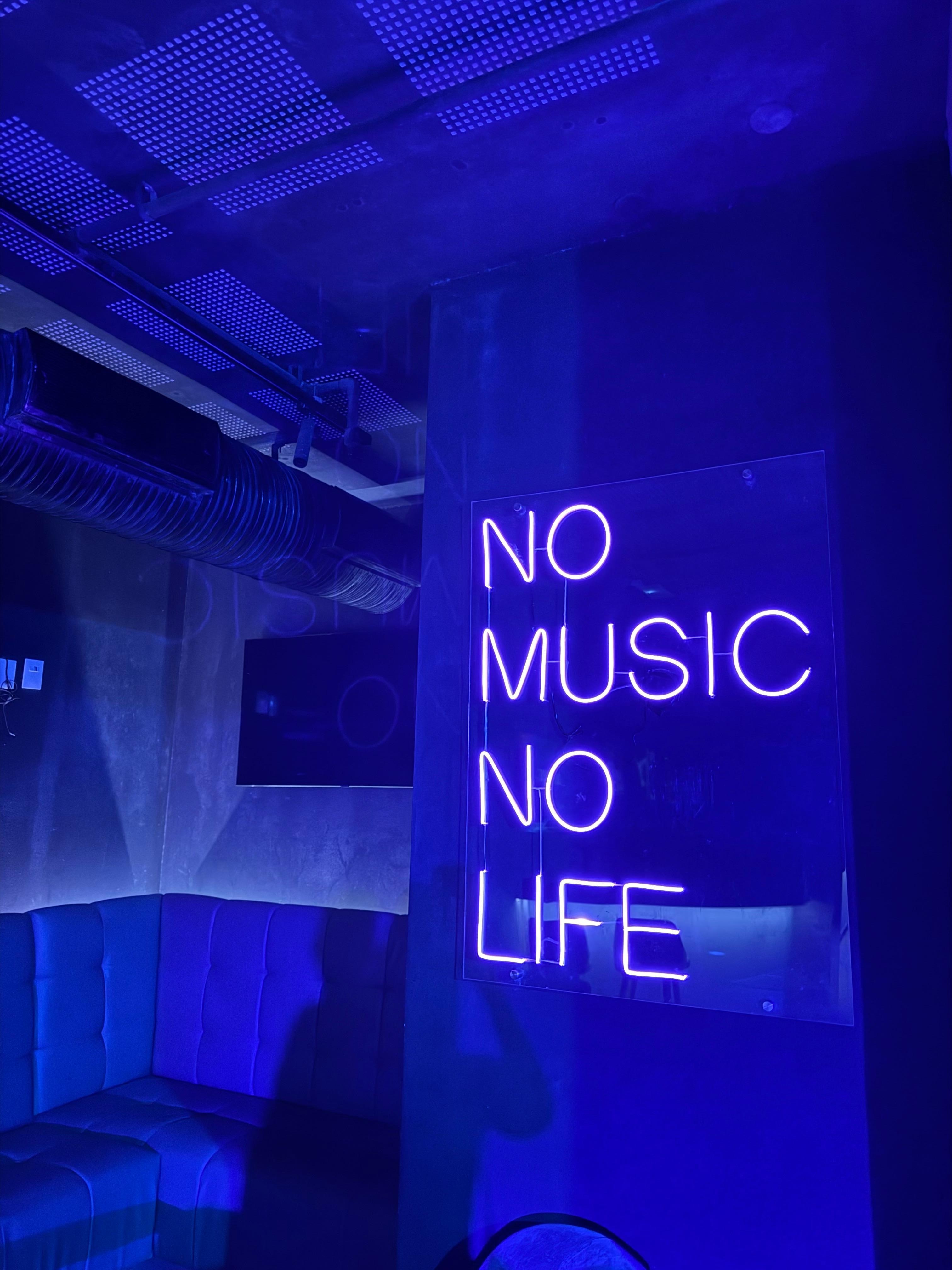 The club which opens after 23:00