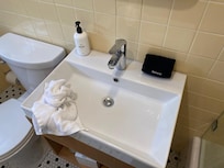 No counter space
