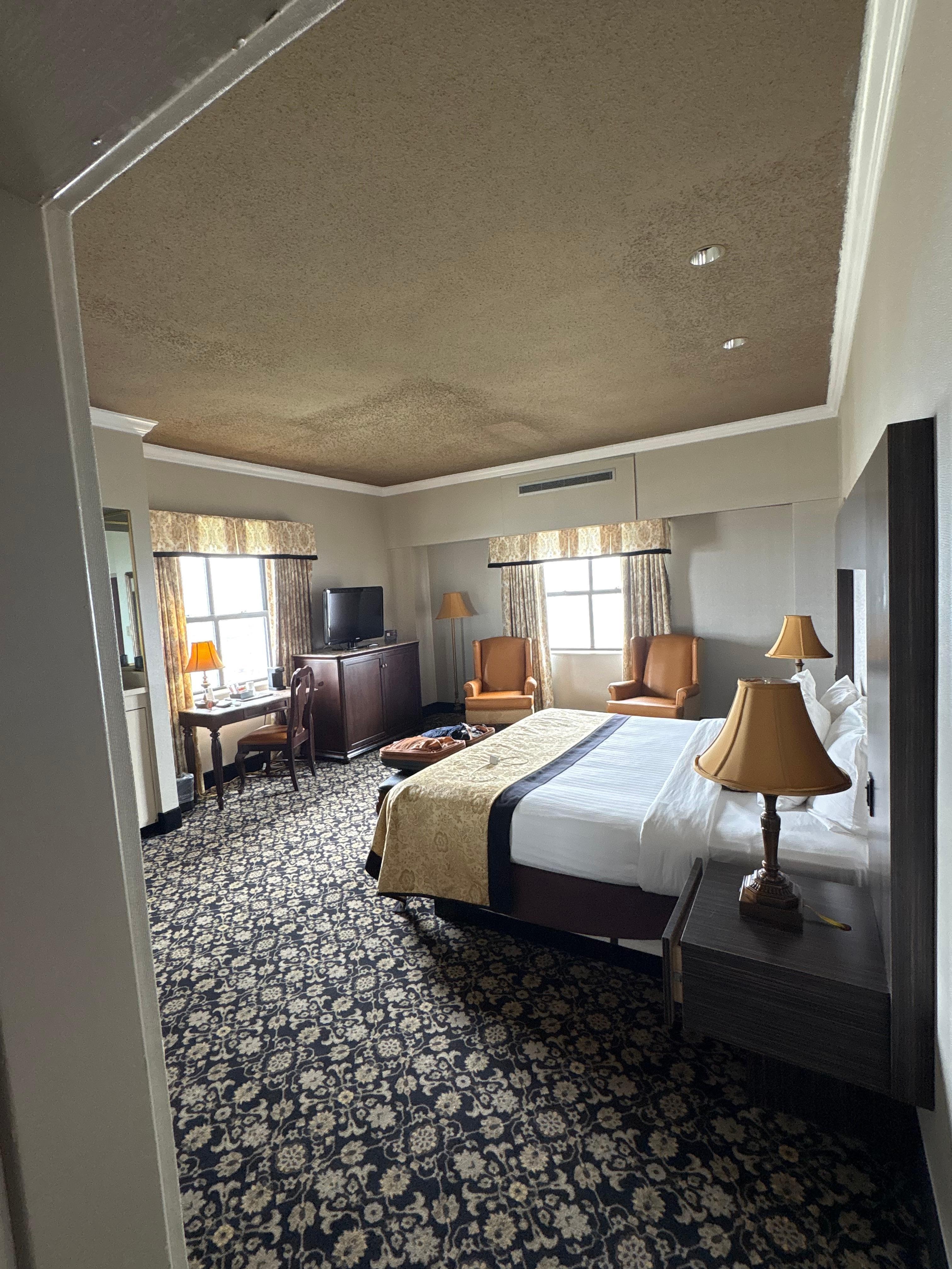 King Ocean view corner room 