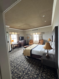 King Ocean view corner room