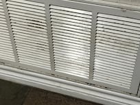 Dirt and rust on vent