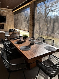 Nice outdoor area with shades